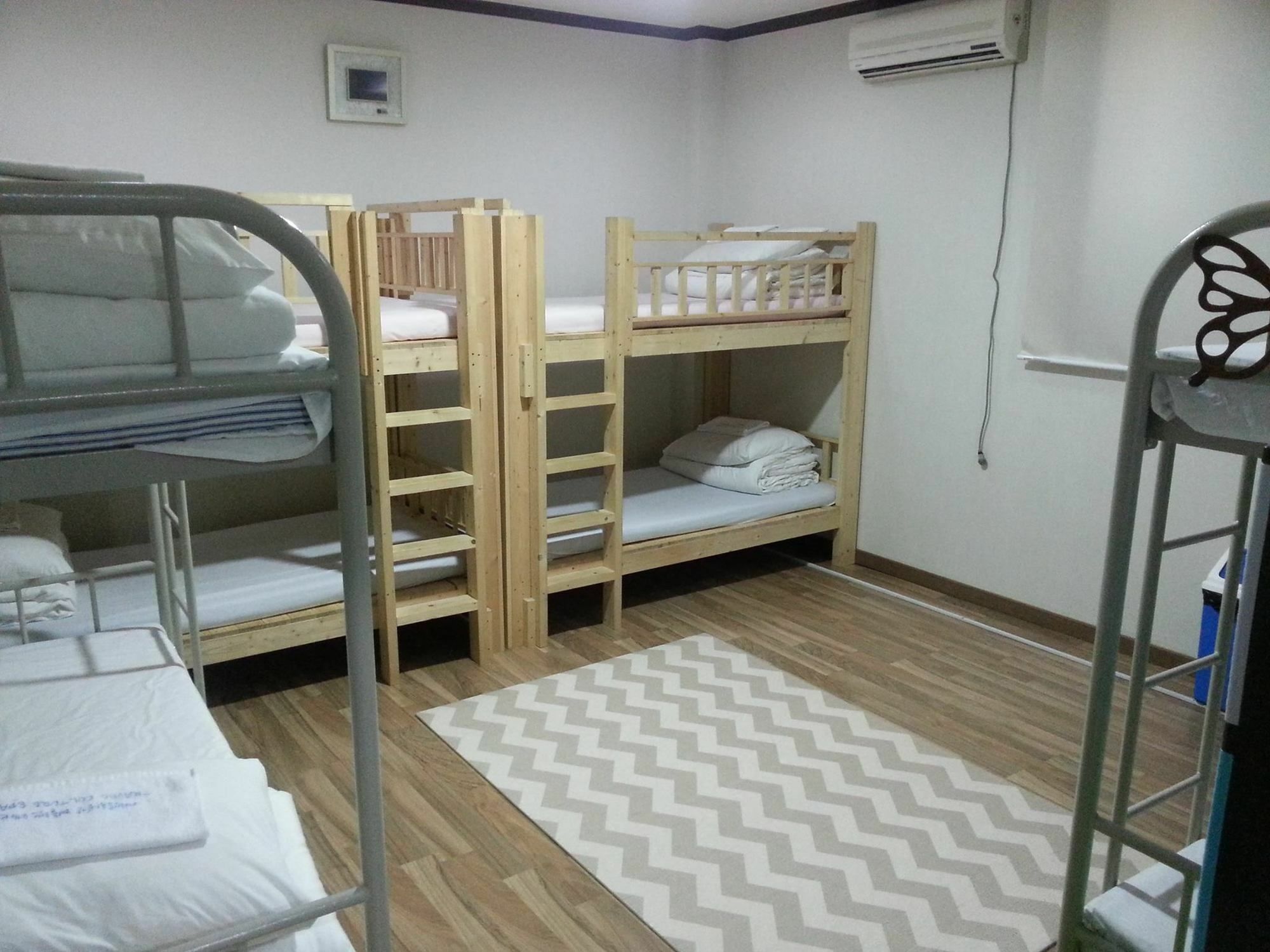 Backpackers' House Hotel Busan Exterior foto
